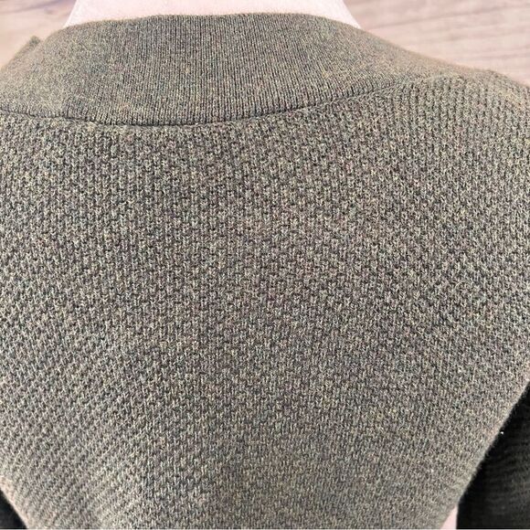 Gap Bella Green Textured V-Neck Sweater - Picture 10 of 11